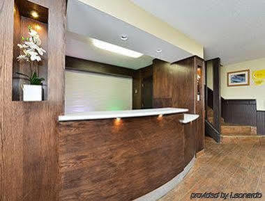 Super 8 By Wyndham Mn Marshall